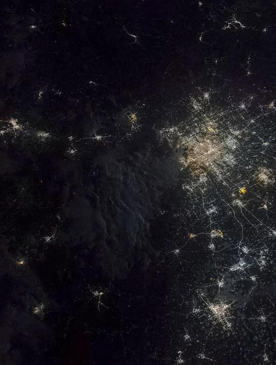 翱翔星辰，揭秘神舟十八号航天员的非凡之旅神18航天员是哪三位什么时候公布