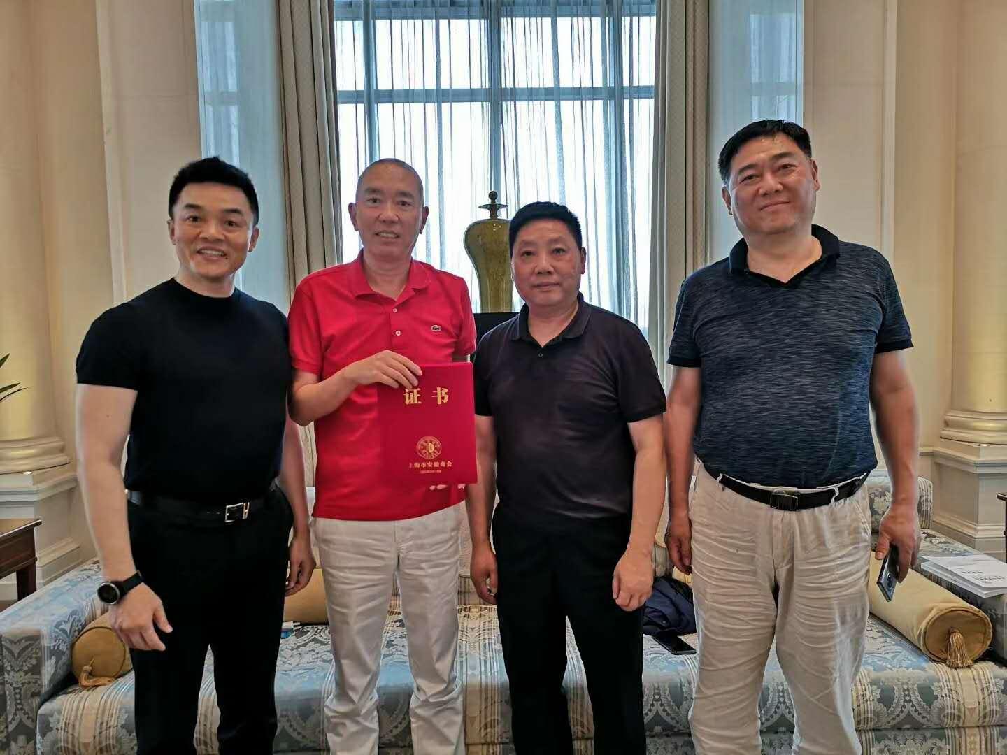 普通人去上海找什么工作，机遇与挑战并存的都市探索普通人去上海找什么工作有前途
