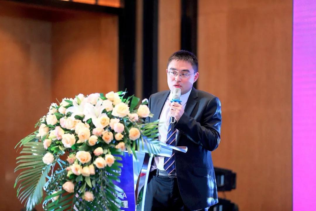 揭秘中信集团背后的四大家族中信集团背后四大家族是谁?
